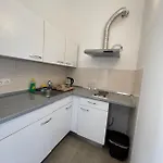 شقة Slapovi